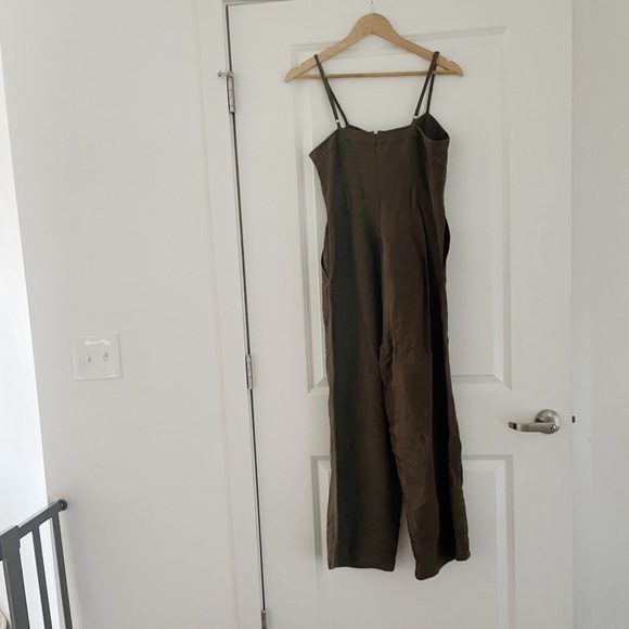 Rails Harper Button Front Cropped Linen Jumpsuit Olive Green - Picture 7 of 11